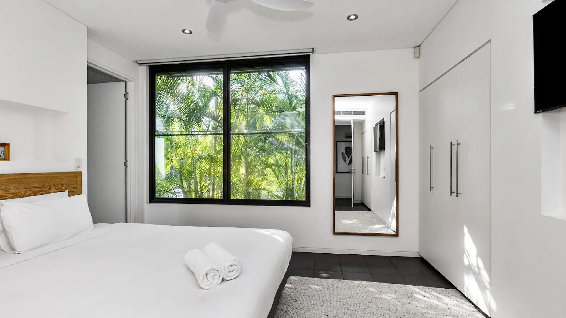 Byron Lux Beach Houses Byron Bay Villa
